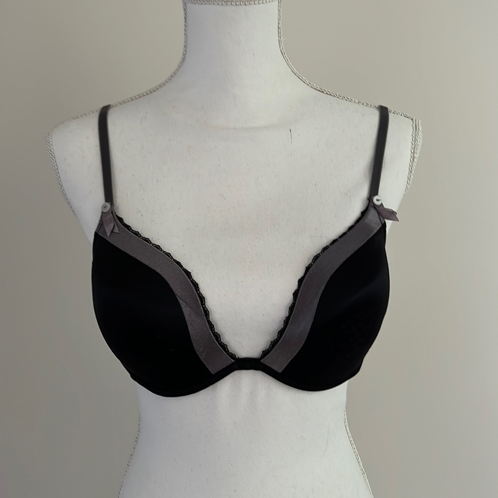 Dip-front multi-way Padded bra